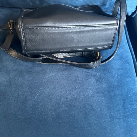 Vintage Coach Metropolis Bag - Picture 7 of 9